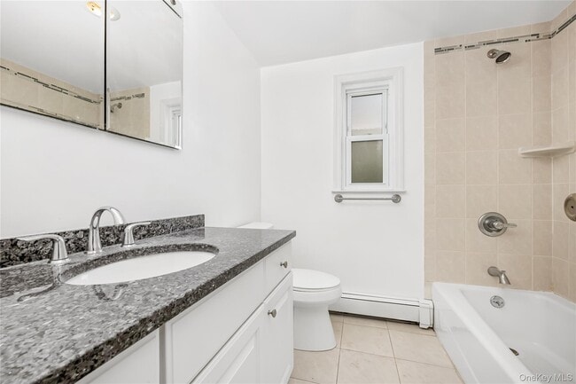 Building Photo - 63 I U Willets Rd
