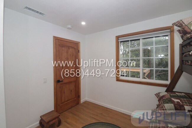 Building Photo - 4010 Imperial Dr