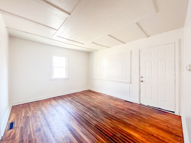 Building Photo - 111 Virginia Ave