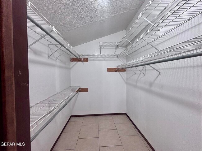 Building Photo - 11578 Chaplin Ct