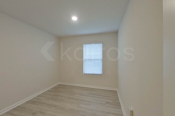 Building Photo - 4739 Malay Cir