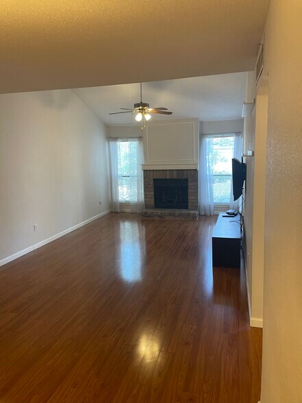 Building Photo - 7950 N Stadium Dr