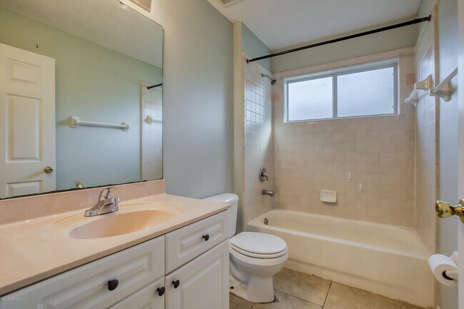 Building Photo - 442 Big Tree Rd