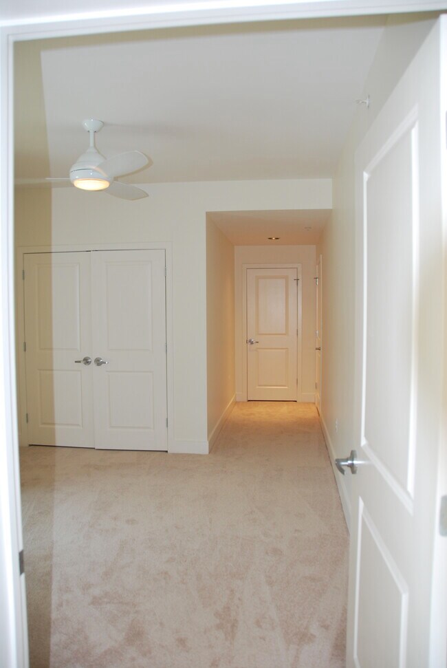 Building Photo - 4101 Albemarle St NW