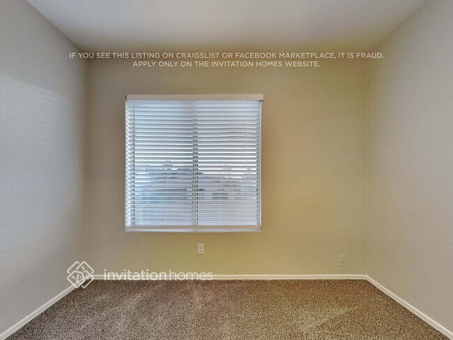 Building Photo - 1339 E Park Ave