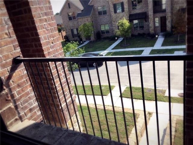 Building Photo - 3008 Decker Dr