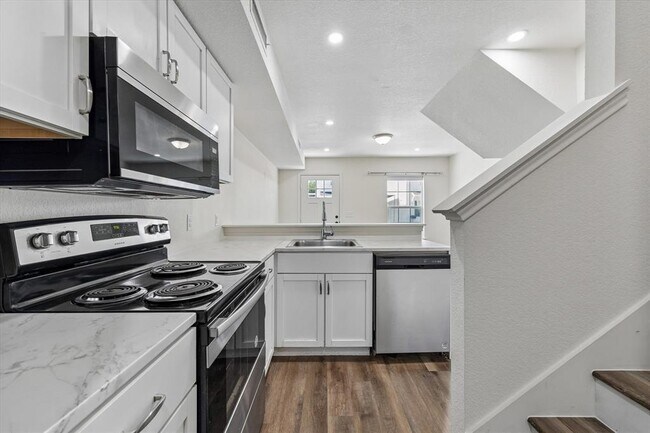 Building Photo - 230 Debus Dr