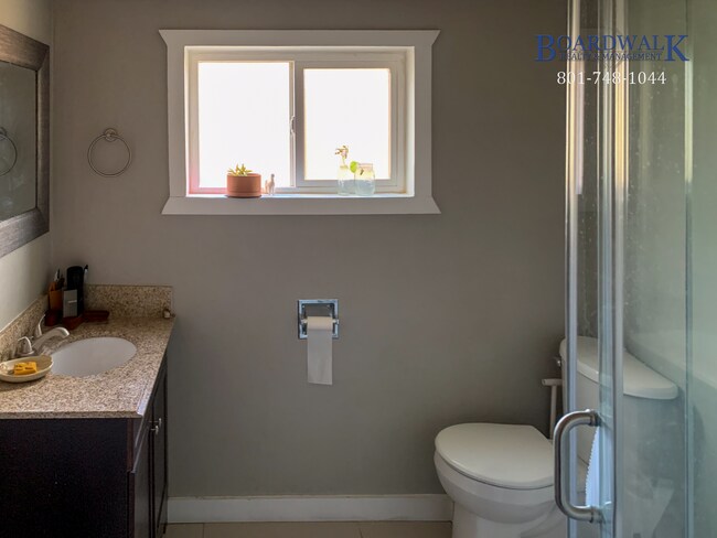 Building Photo - Cozy Private Bedroom in House Share