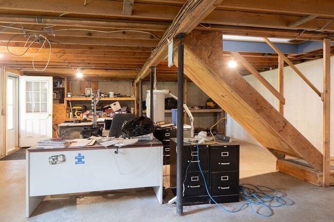 Building Photo - 30 Housatonic Ave