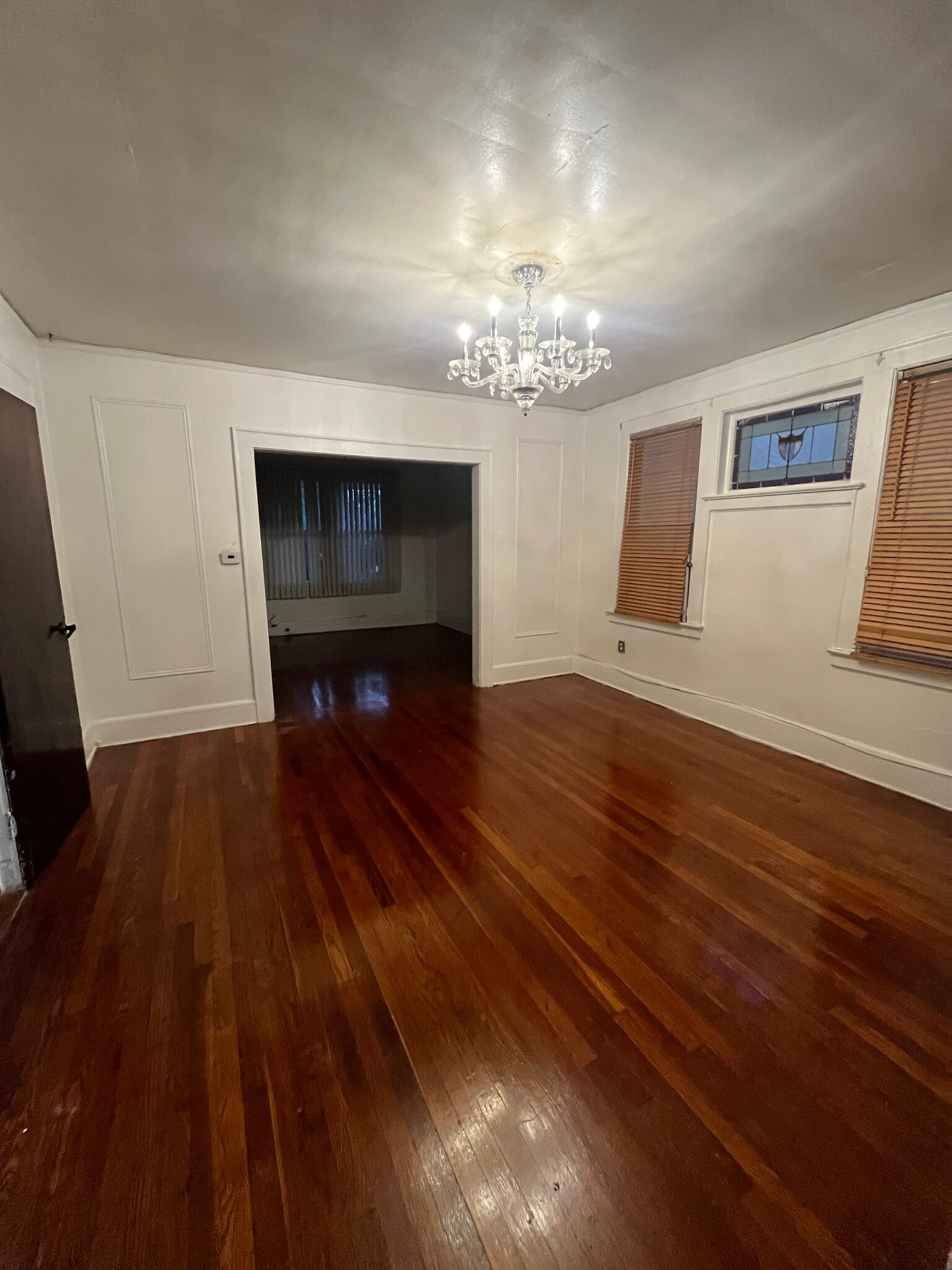 Dining room - 577 Tremont Ave