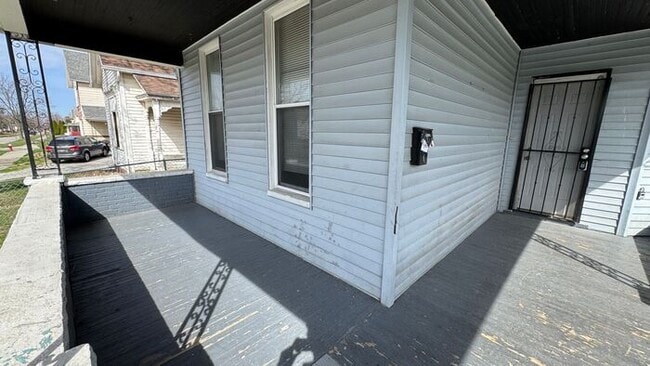 Building Photo - Charming 3-Bedroom Home with Convenient Lo...