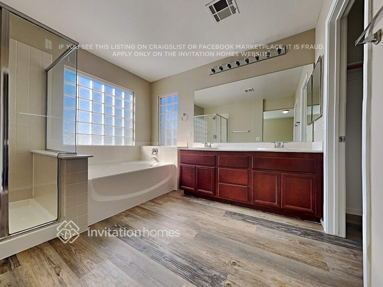 Building Photo - 6341 Blushing Willow St