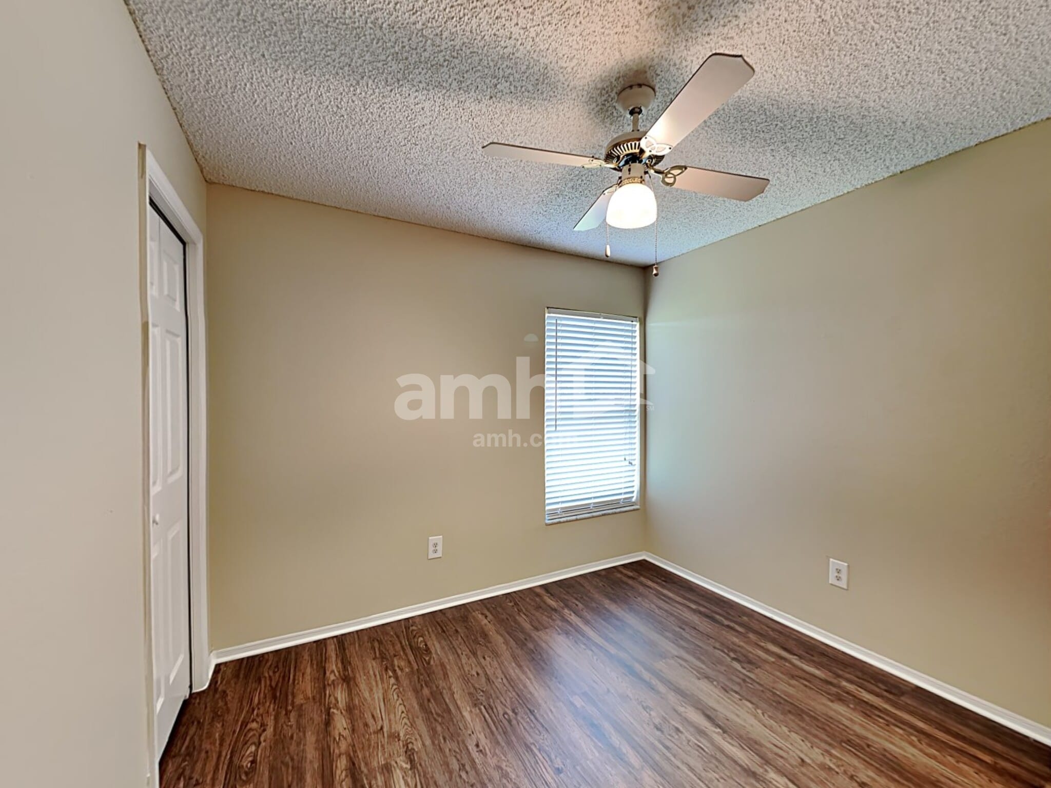 Building Photo - 893 Ferry Landing Ln