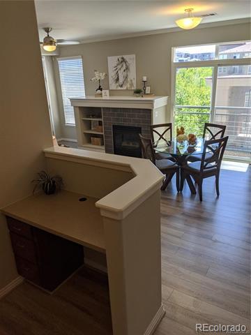 Building Photo - 10176 Park Meadows Dr