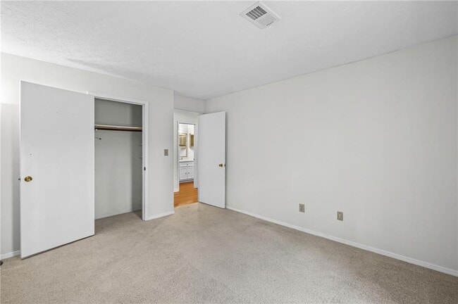 Building Photo - 1809 Augusta Dr