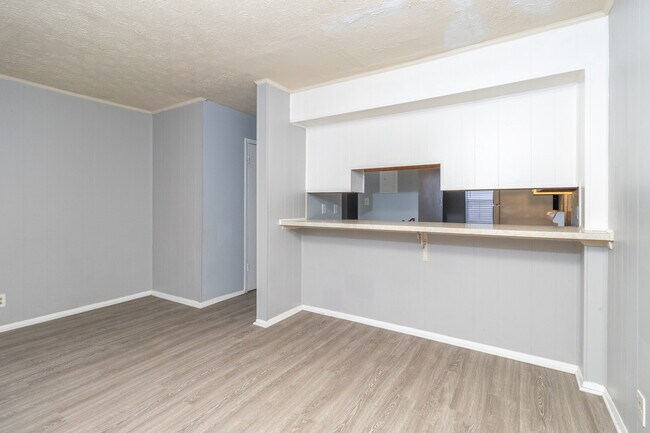 Building Photo - 9157 Cedarpark Ln NW