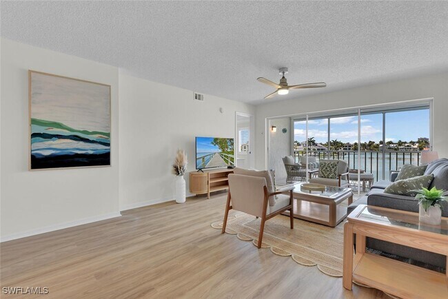Building Photo - 10682 Gulf Shore Dr