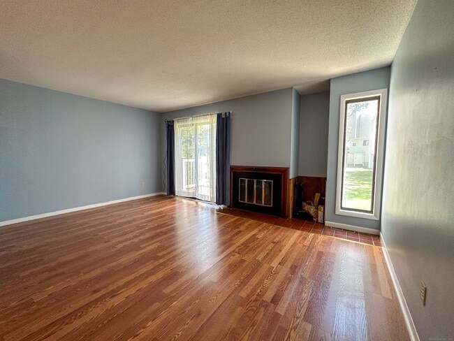 Building Photo - 52 Currier Way
