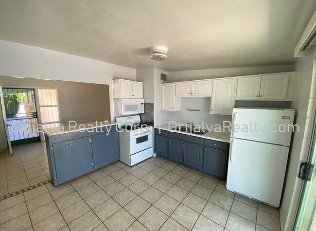 Building Photo - 2849 N Eastgate Dr