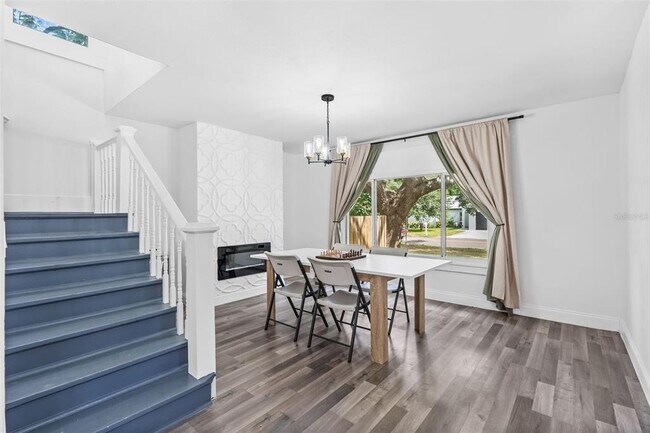 Building Photo - 2201 50th Ave N