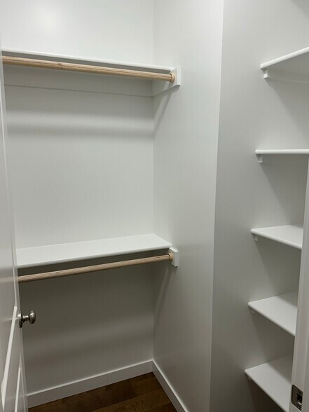 Building Photo - 222 Curtis Dr