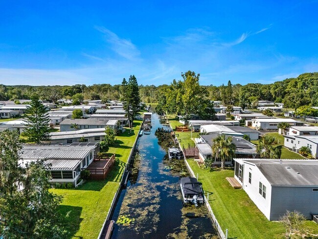 Building Photo - 158 Highland Dr