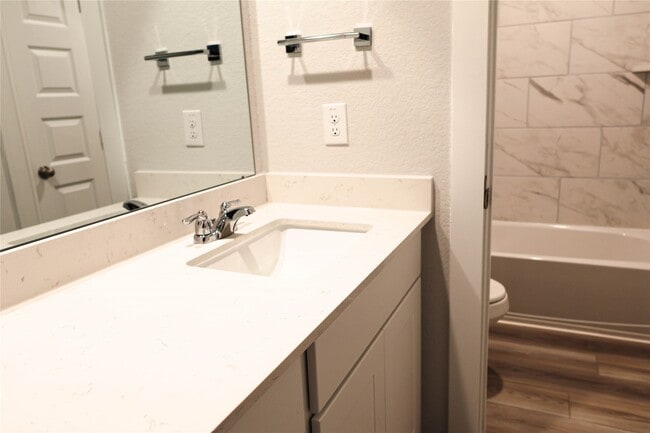 Building Photo - 8567 Blueberry Ash St