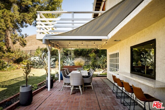 Building Photo - 28667 Acacia Glen St