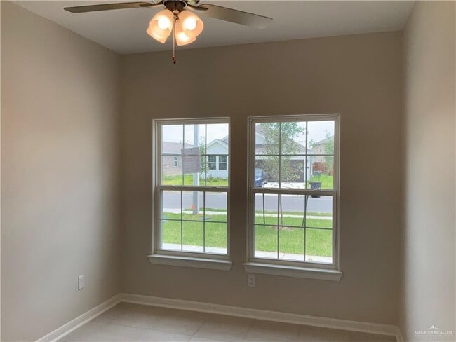 Building Photo - 27 Westway Ave