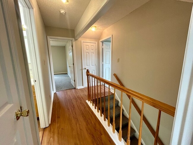 Building Photo - 1225 Cobblestone Ln
