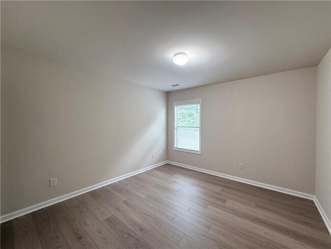 Building Photo - 1610 Apple Blossom Dr