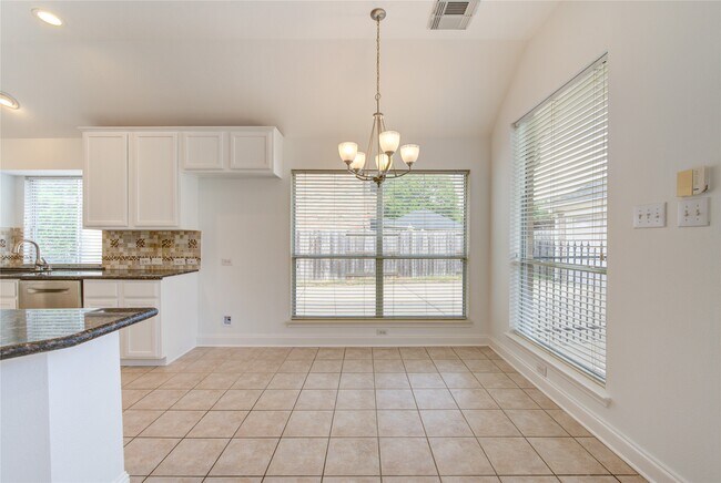 Building Photo - 6015 Nash Creek Ct