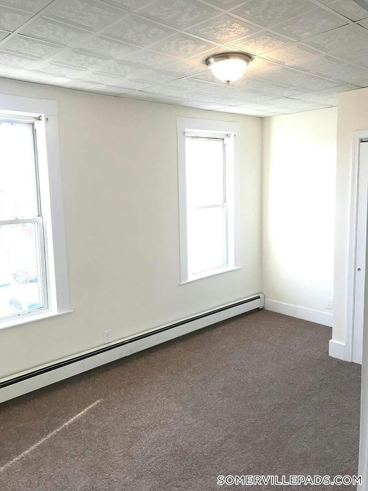 Building Photo - 58 Medford St