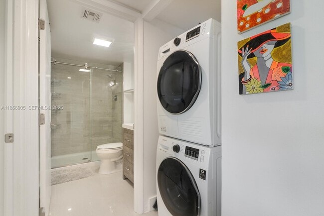 Building Photo - 20355 NE 34th Ct