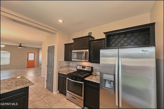 Building Photo - 373 Aidan Gordon Cir