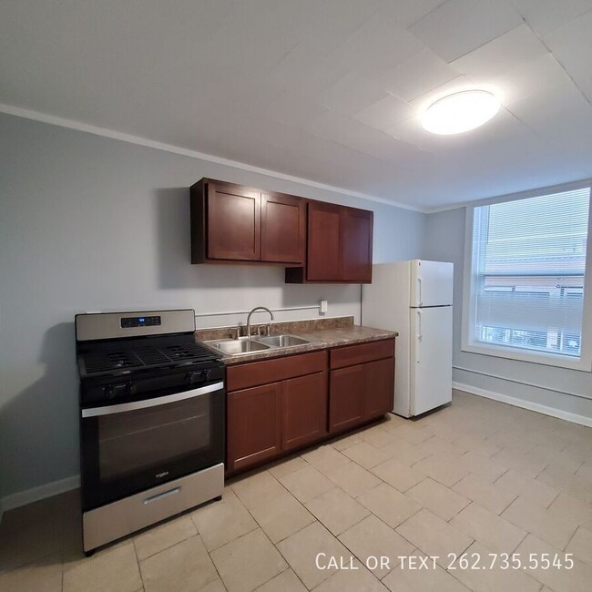 Primary Photo - Freshly Updated 1 Bed 1 Bath Apartment in ...