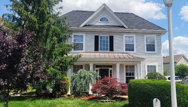 Primary Photo - 19 Jason Ct