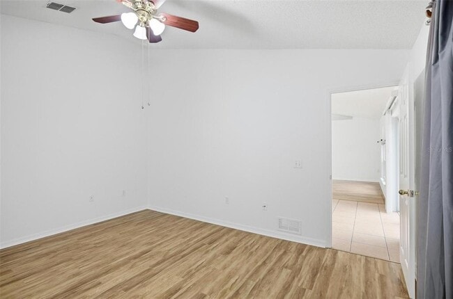 Building Photo - 38 Bud Field Dr