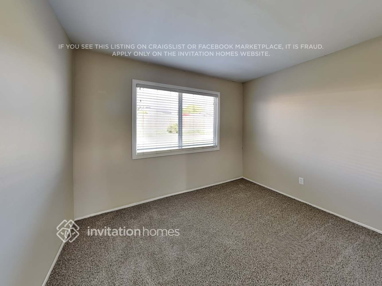 Building Photo - 10126 Stafford St