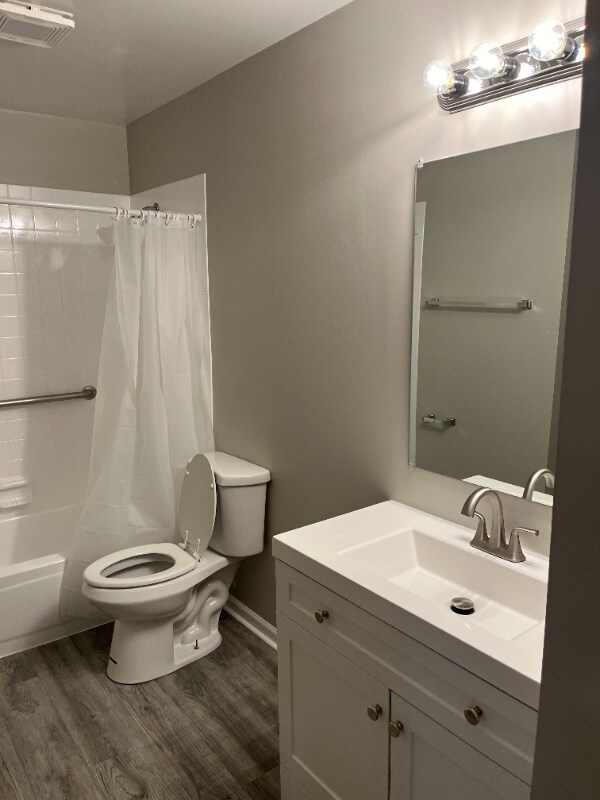 Building Photo - 4905 Belmont Rd