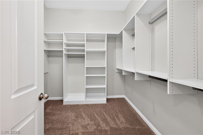 Building Photo - 2852 Josephine Dr