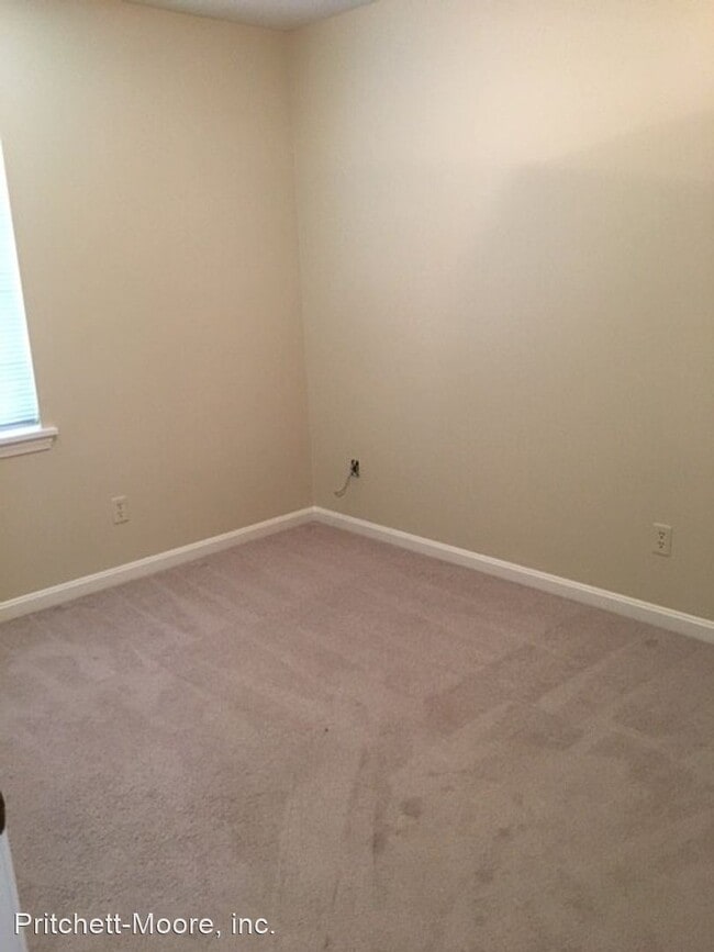 Building Photo - 3 br, 2.5 bath House - 148 Fox Run
