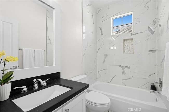 Building Photo - 20 Fecamp