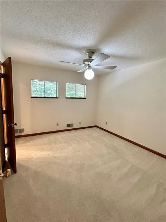 Building Photo - 115 Nesbit Ferry Pl