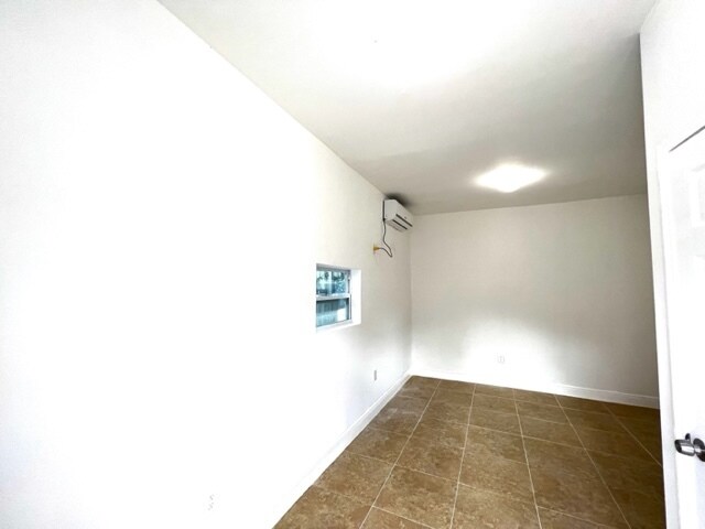 Building Photo - 1381 NW 56th St