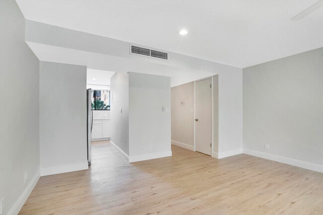 Building Photo - 4373 Trevi Ct