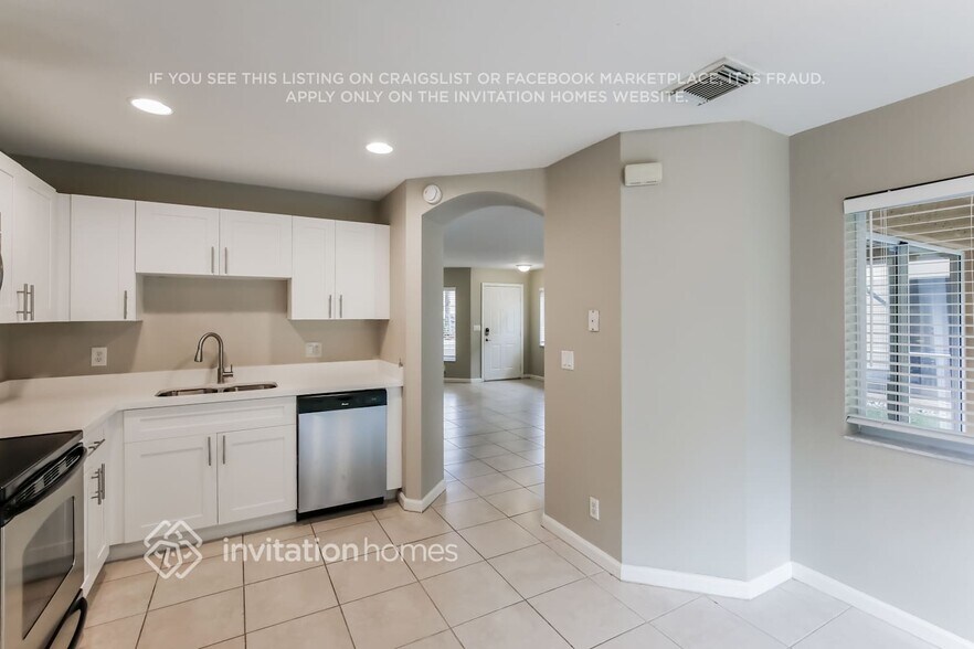 Building Photo - 6108 Whalton St