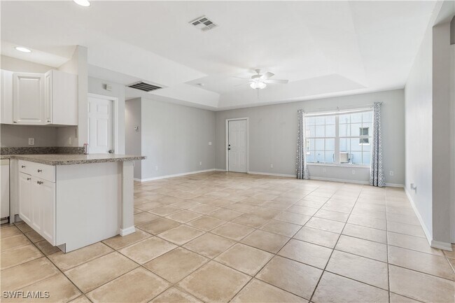Building Photo - 4022 SW 7th Pl