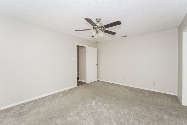 Building Photo - 241 S MacArthur Blvd