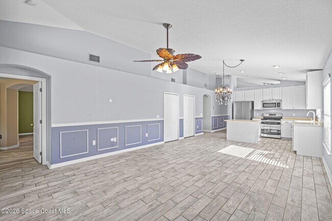 Building Photo - 3625 Fodder Dr